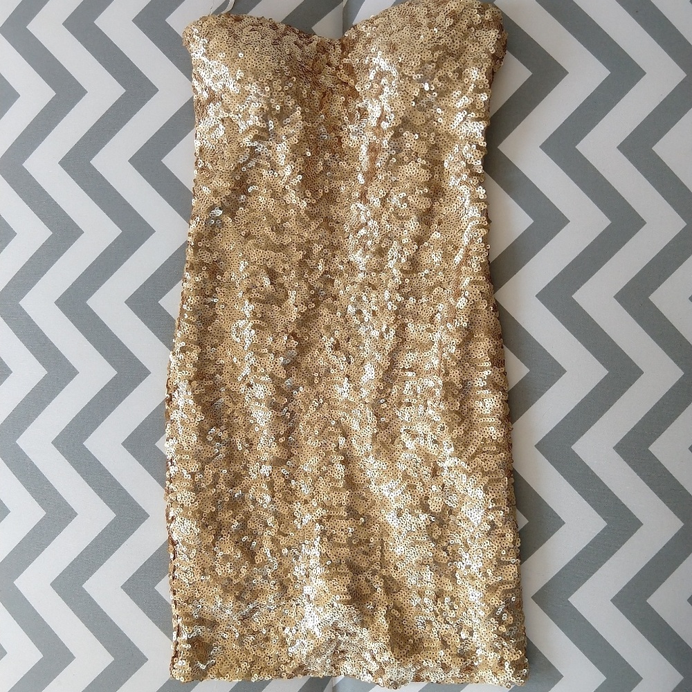 Sequined cocktail dress